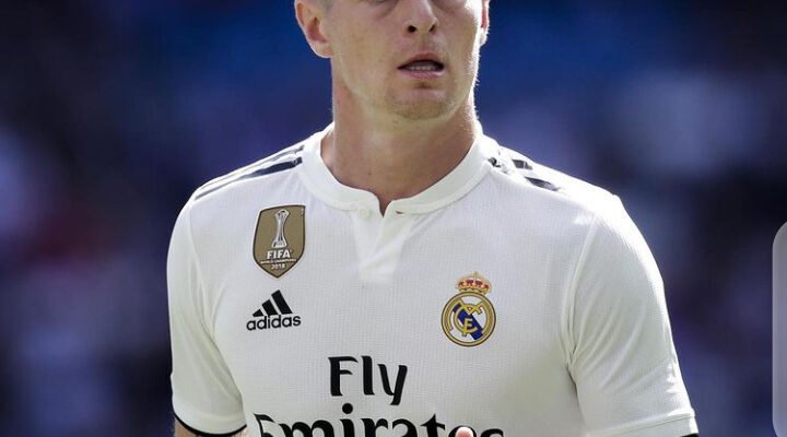 Toni Kroos, Messi, Barcelona